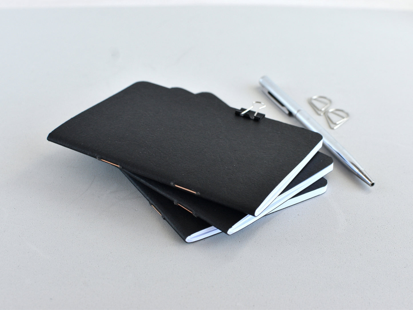 Traveler's Notebook Inserts - Monthly Weekly Refill (Field Notes Size) / TN-FN-01