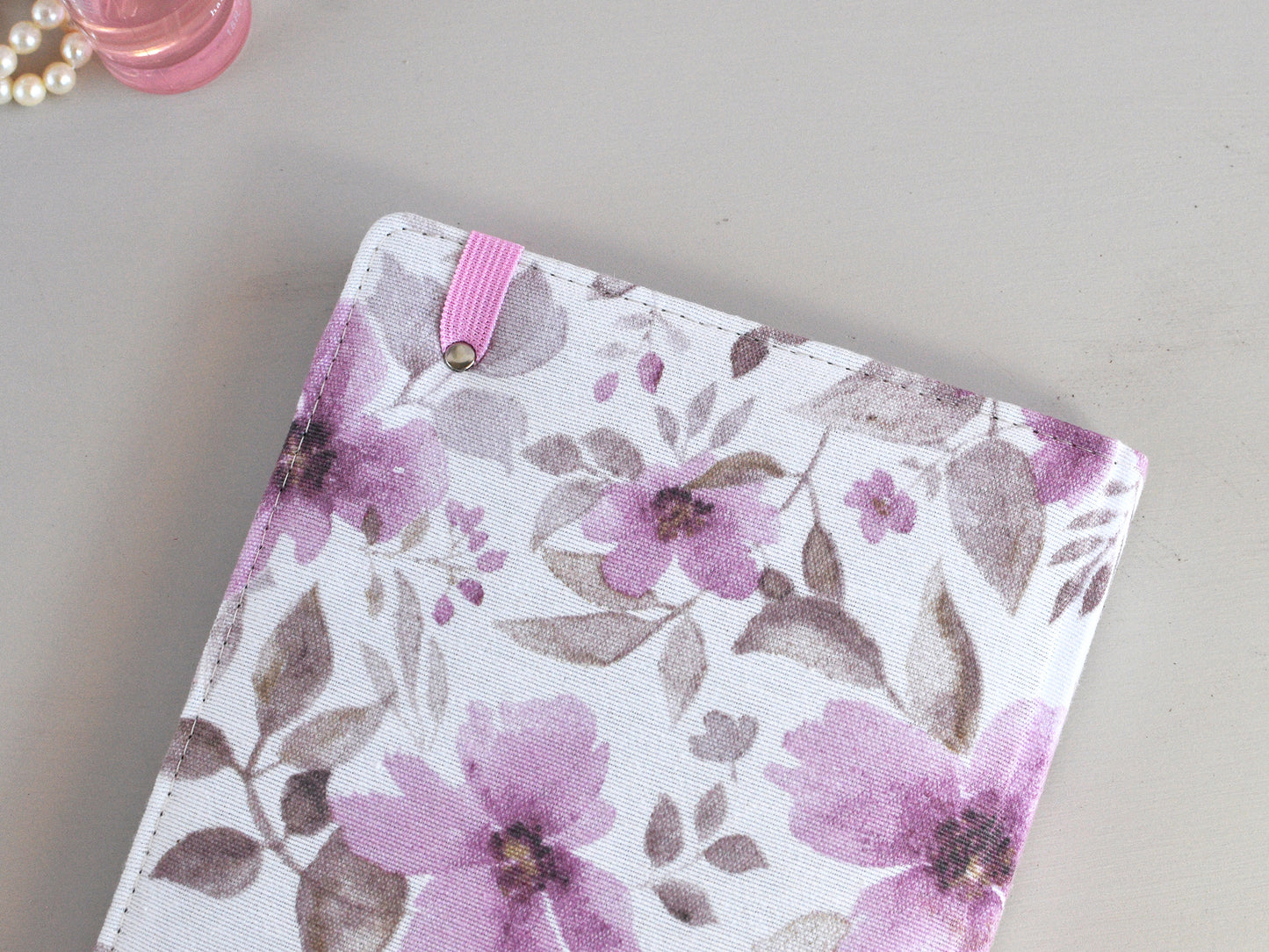 Dot Grid Bullet Journals - Numbered Pages, Pink Flowers (A5 size)