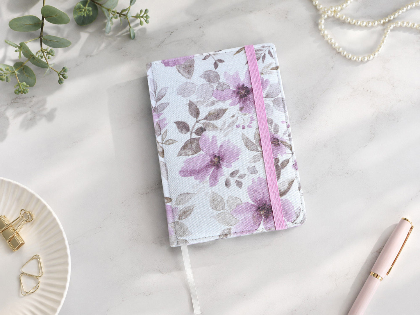 Dot Grid Bullet Journals - Numbered Pages, Pink Flowers (A5 size)