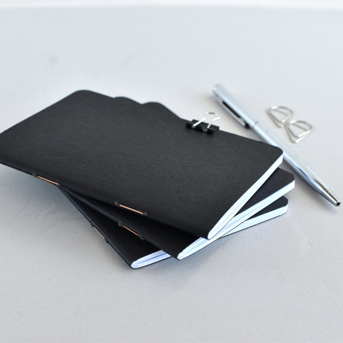 Travelers Notebook Weekly Inserts - TN Refill (A5 size) / TN-A5-11-1w
