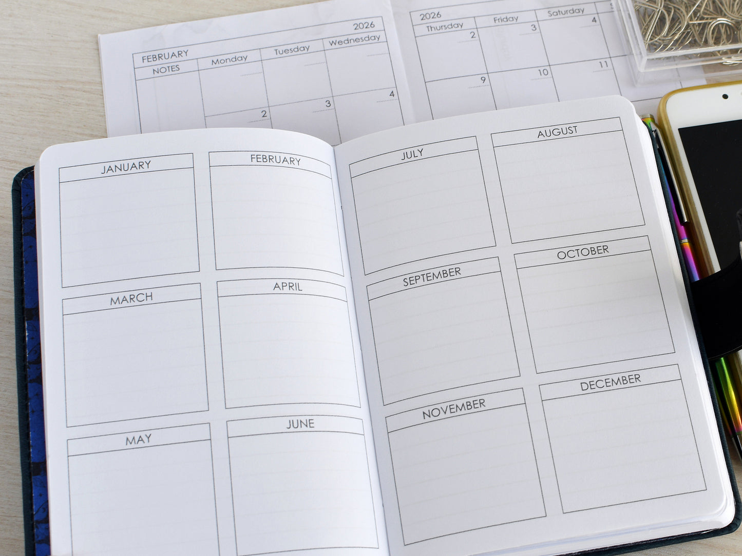 Hardcover Planner: Faux Leather Agenda, Weekly & Monthly