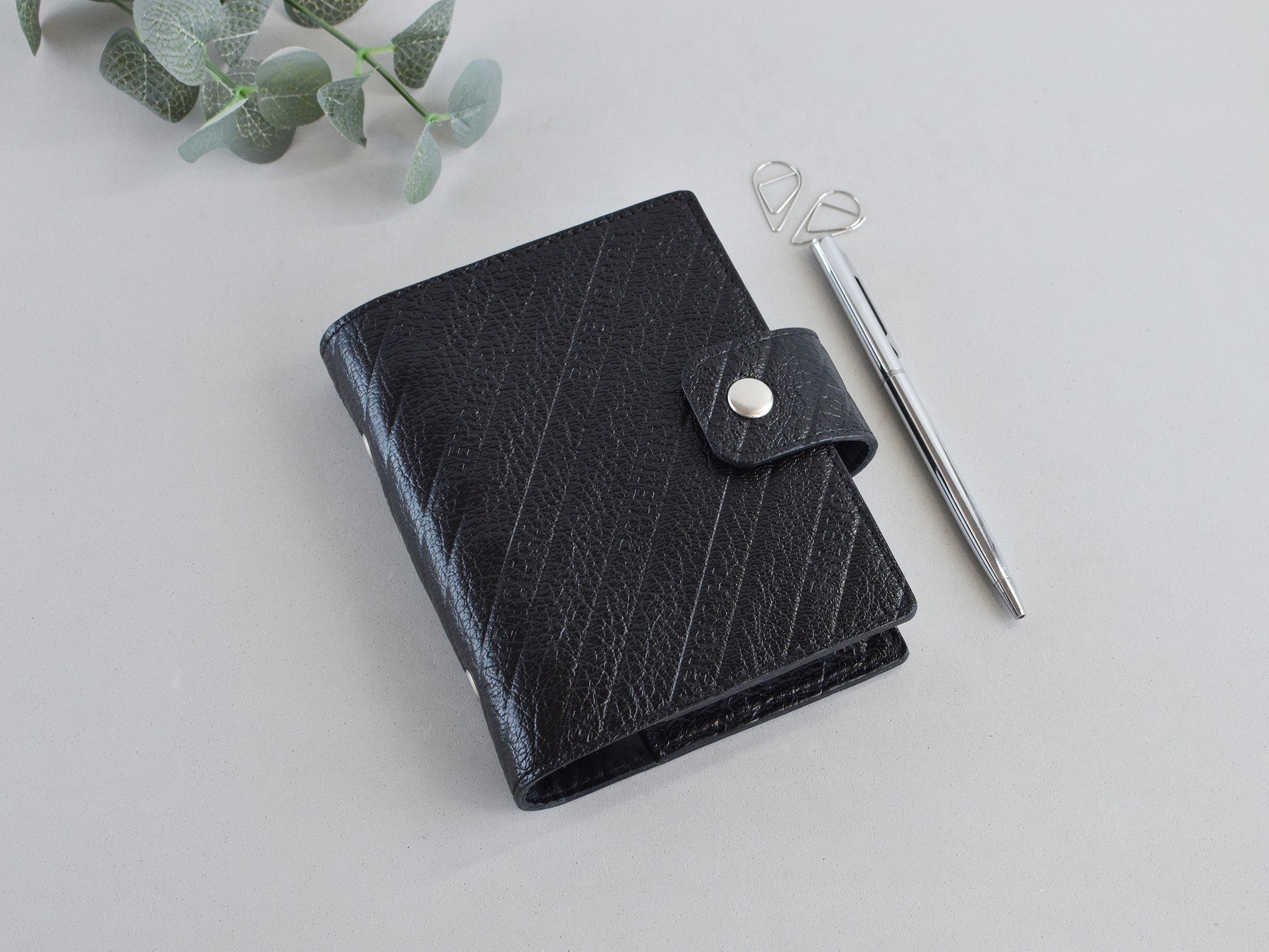 Planner cover with rings