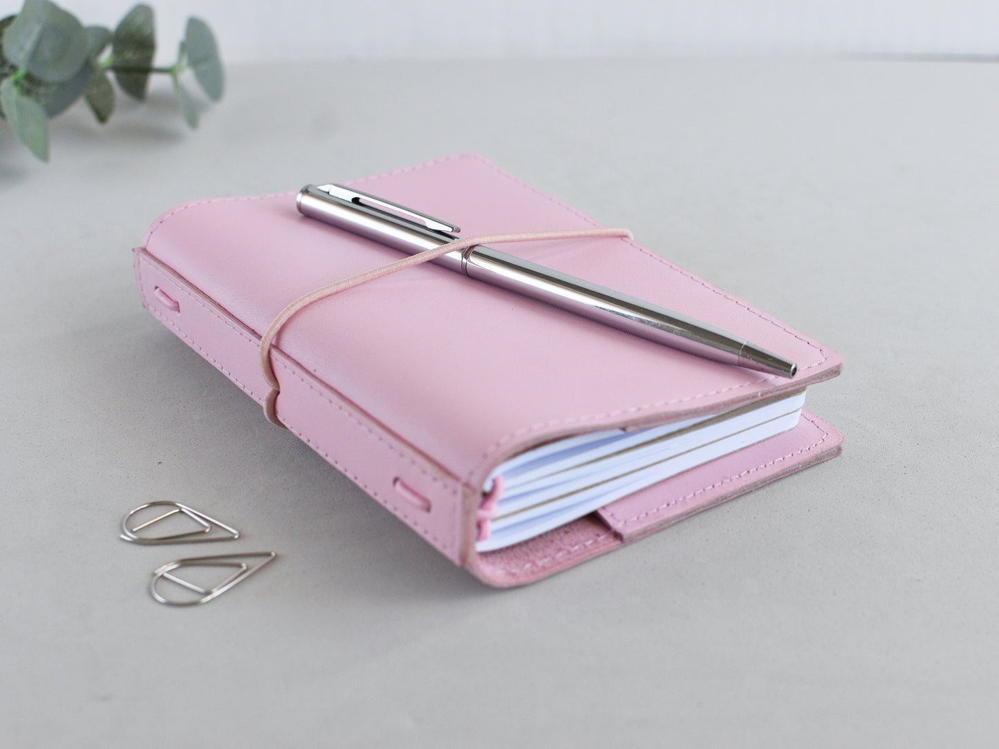 Pink Leather Travelers Notebook Planner Passport Size? Monthly & weekly paes