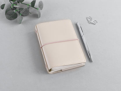 Traveller's Notebook Planner With Inserts (Passport Size)