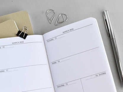 Traveler's Notebook Inserts - Monthly Weekly Refill (Field Notes Size) / TN-FN-01