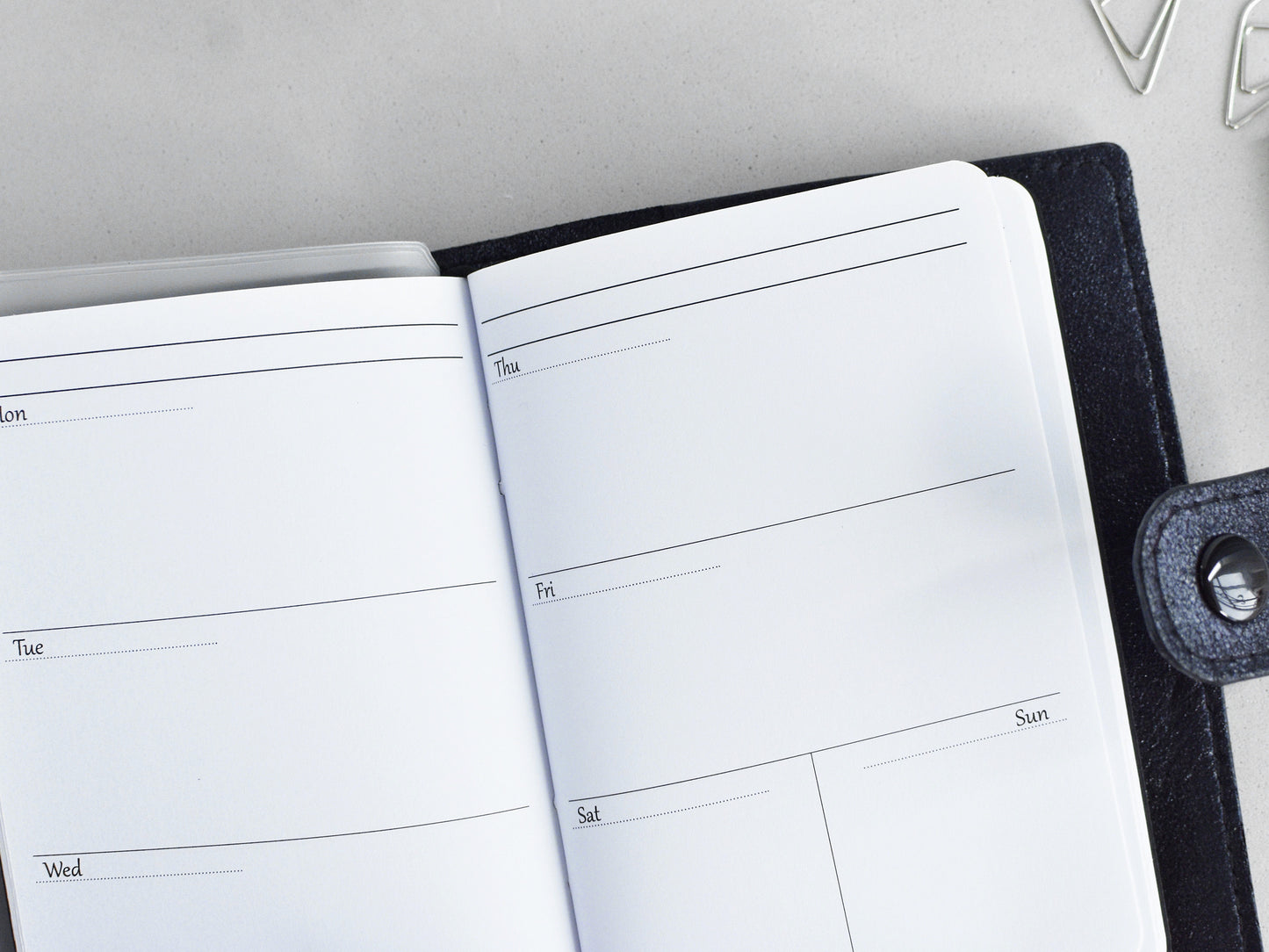 Traveller's Notebook Planner With Inserts (Passport Size)