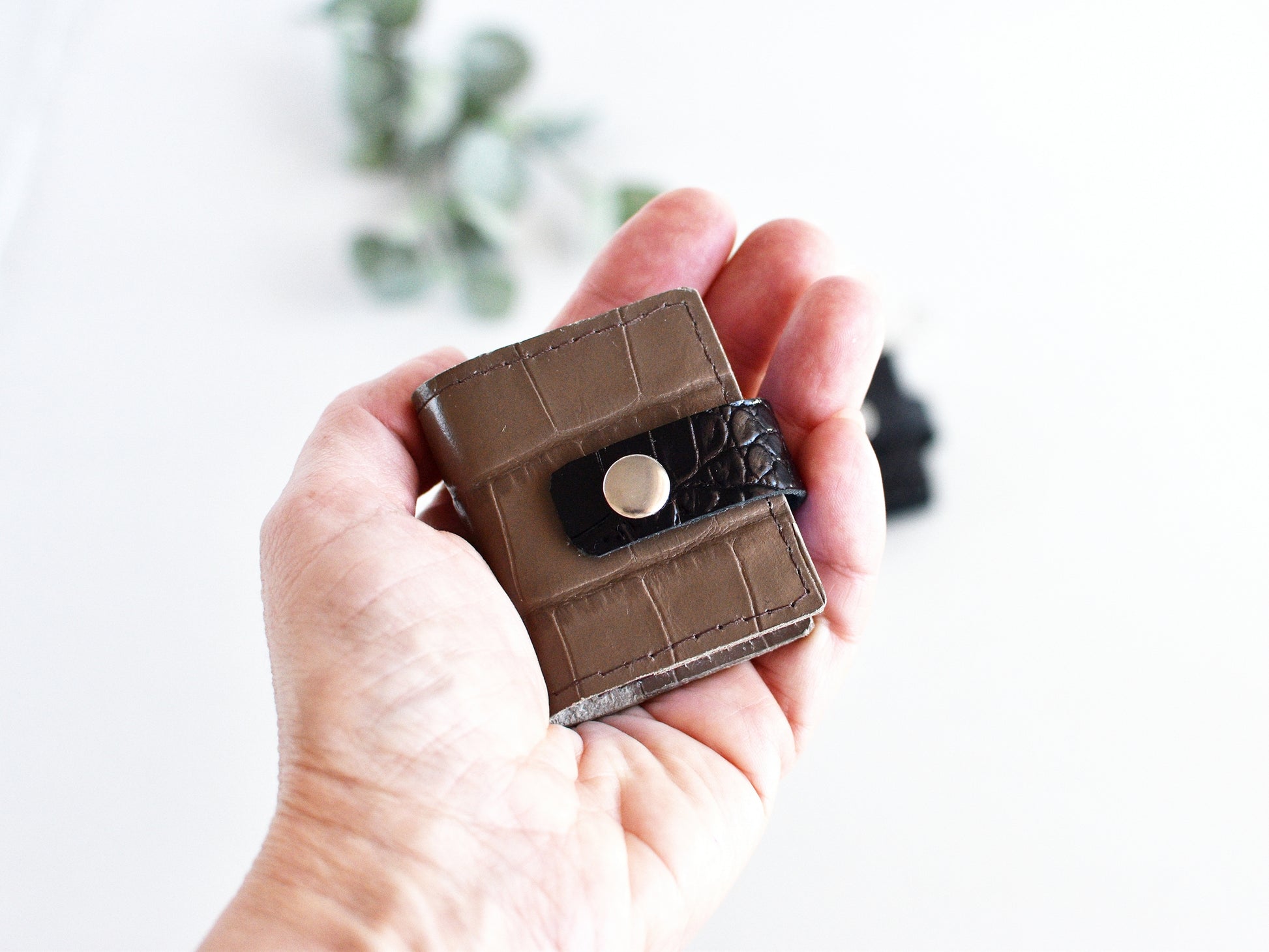 Small notebook brown leather cover
