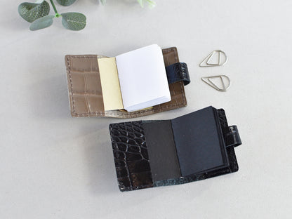small leather journals with blank pages