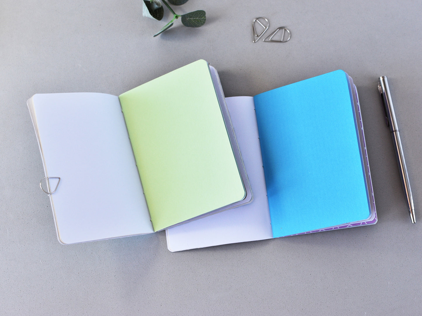 Colorful refill for traveller's notebook