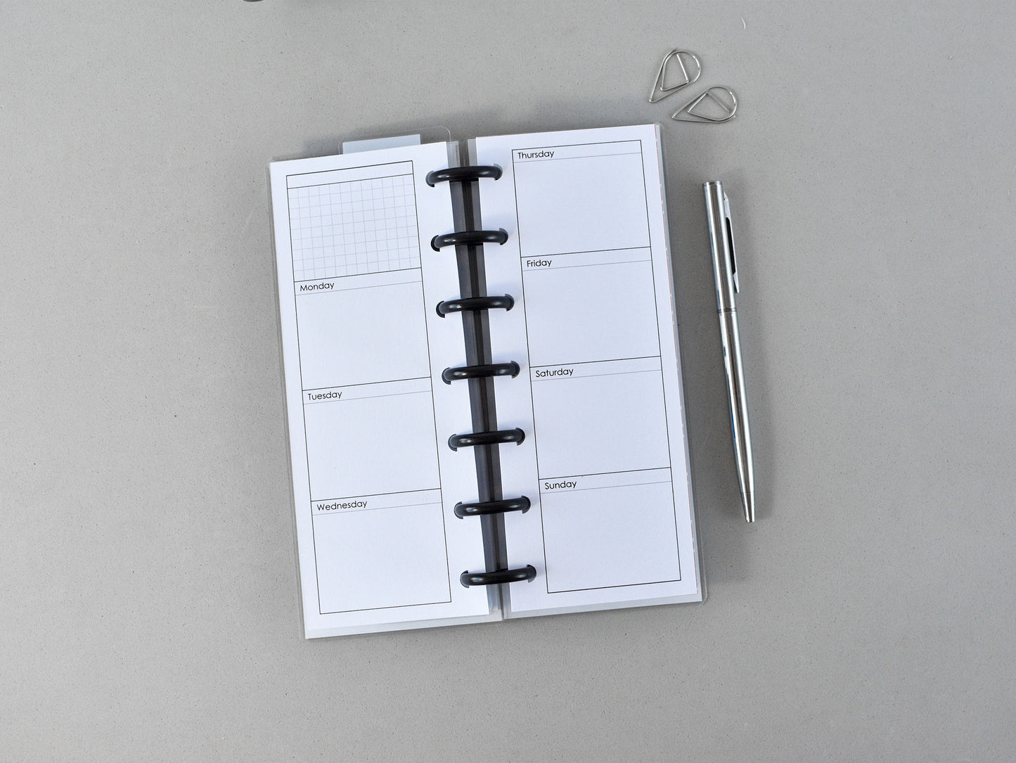 Discbound Planner Notebook 2026 - Monthly & Weekly Agenda (HP Skinny Mini Size)
