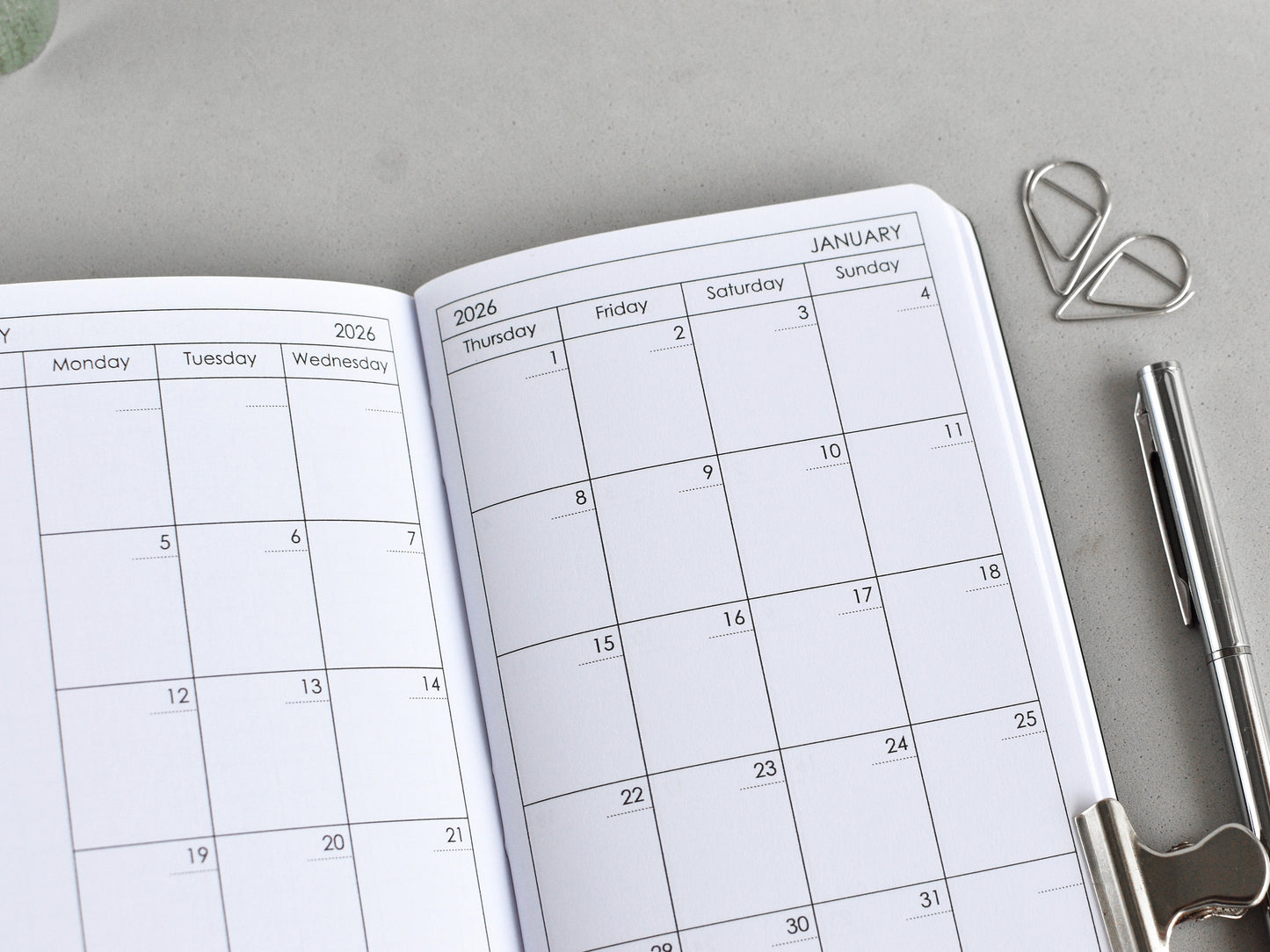 Travelers Notebook Inserts - Monthly Planner And Habit Tracker (Personal size) / TN-P-02