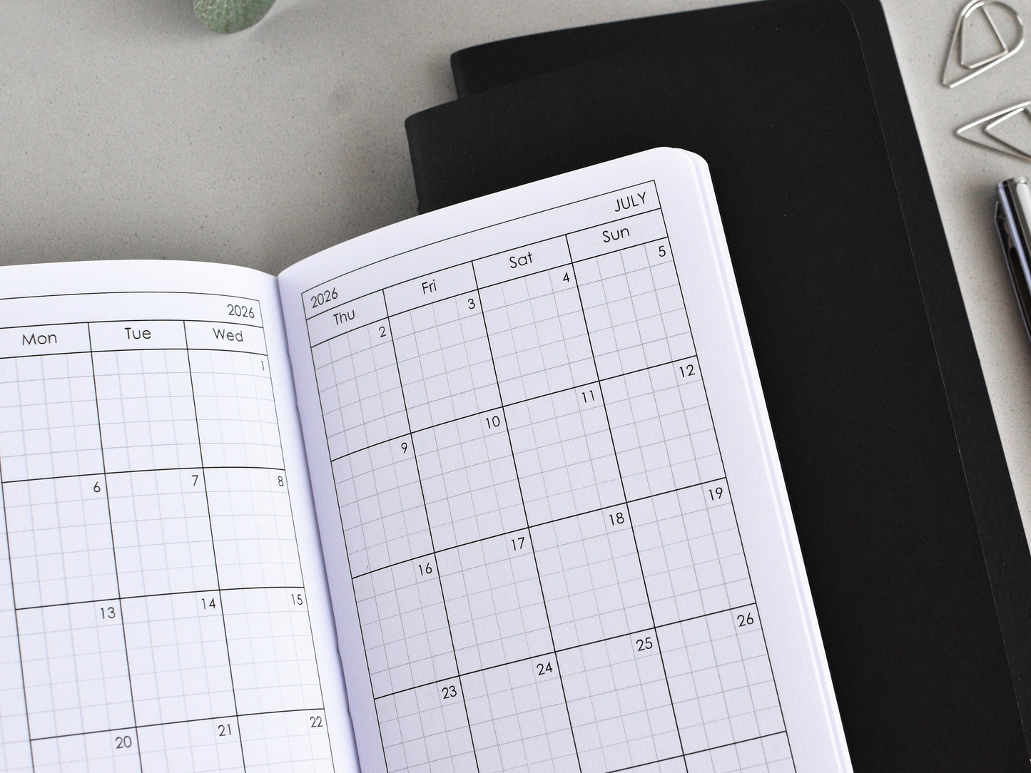 Traveler's Notebook Planner Inserts Hobonichi Styled (Personal size)