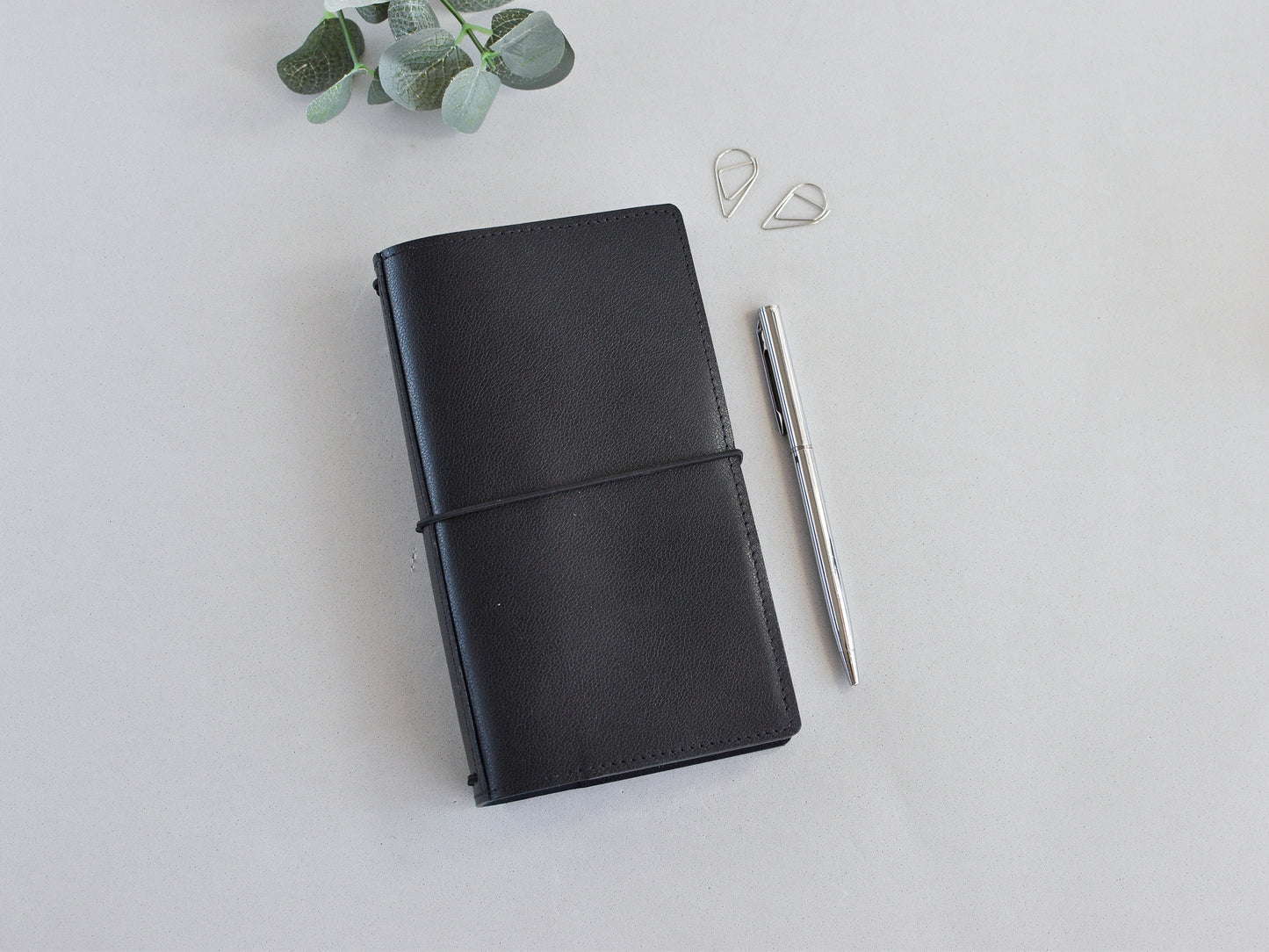 Black leather traveller's notebook