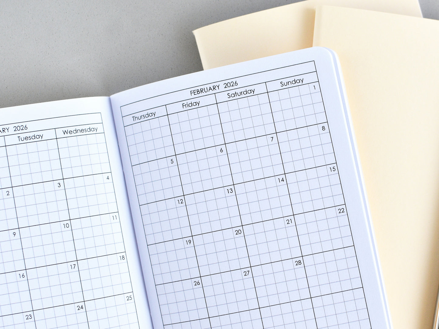 Traveler's Notebook inserts Monthly and Weekly - Hobonichi styled (A6 Size) / TN-A6-15