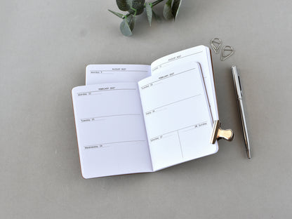 Traveler's Notebook Inserts - Monthly Weekly refill (Passport Size) / TN-Pas 11w