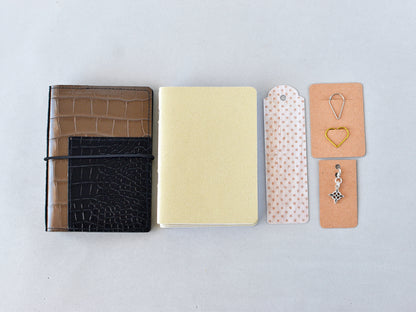 Traveller's Notebook Planner With Inserts (Passport Size)