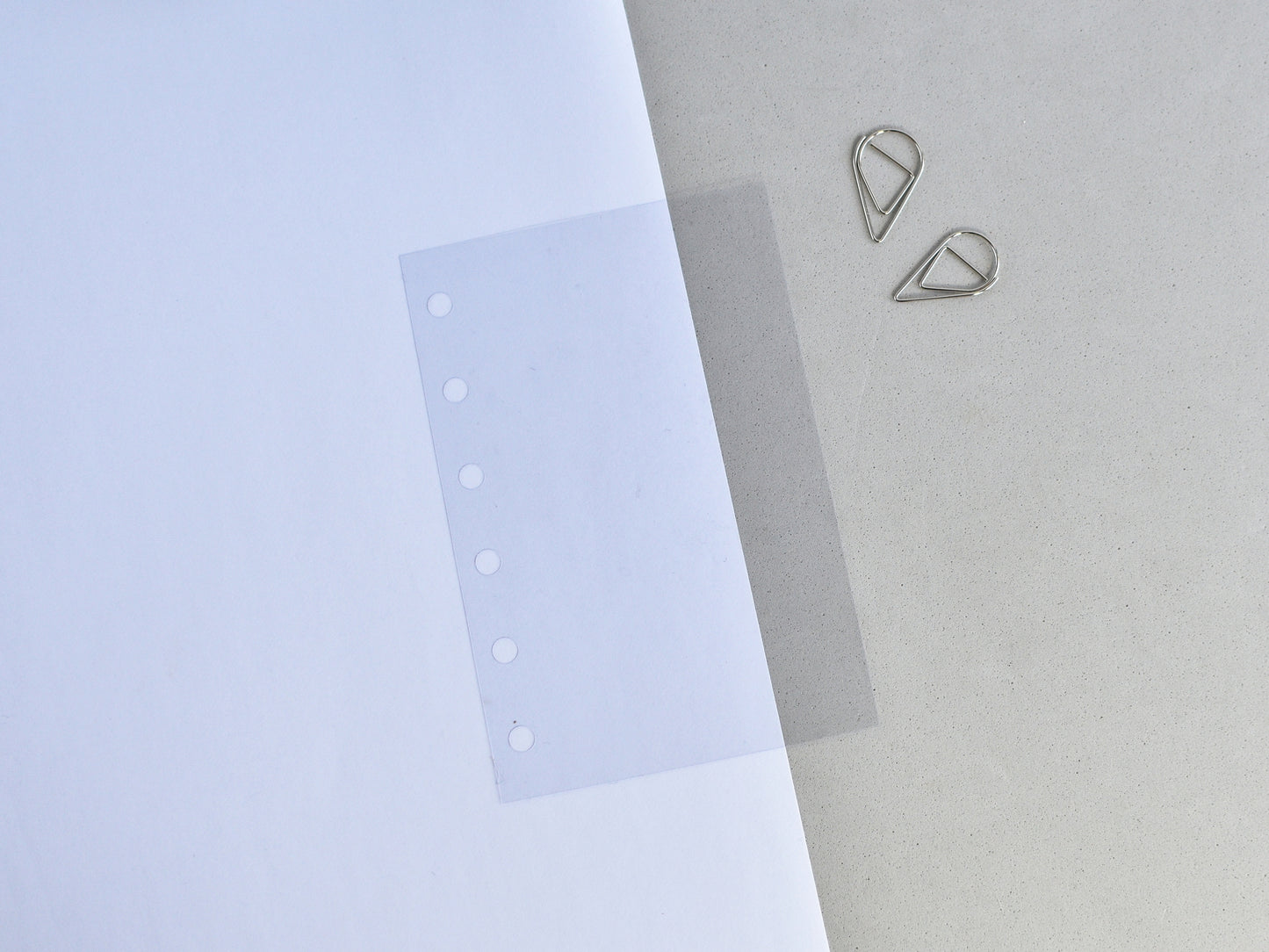 Clear plastic dashboard for ring journal pocket size