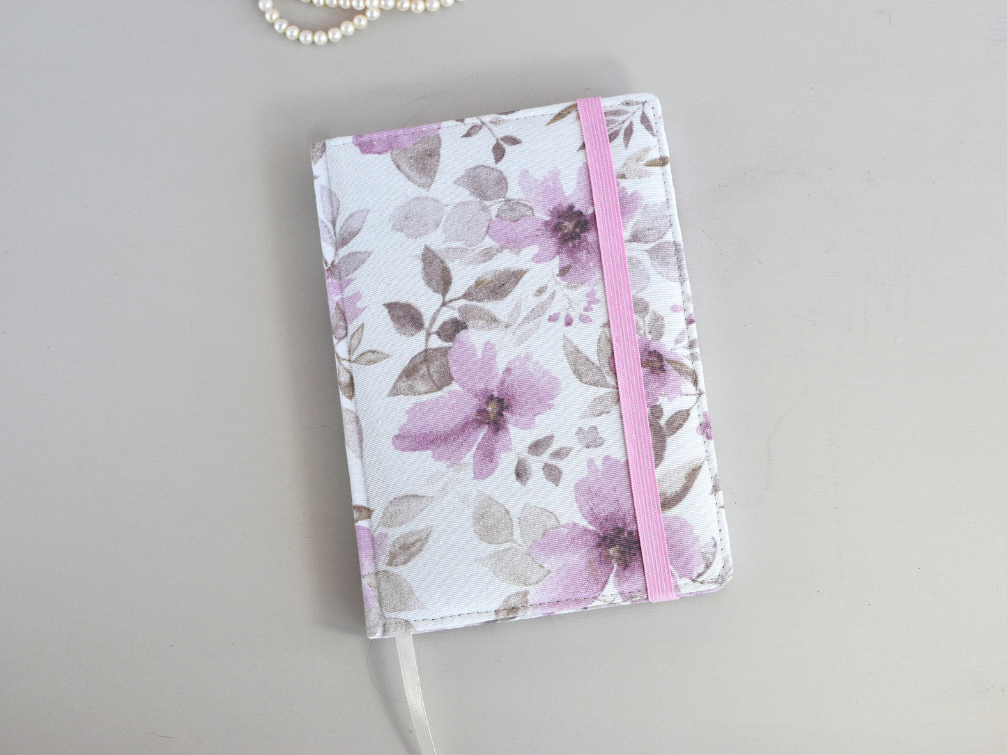 Dot Grid Bullet Journals - Numbered Pages, Pink Flowers (A5 size)