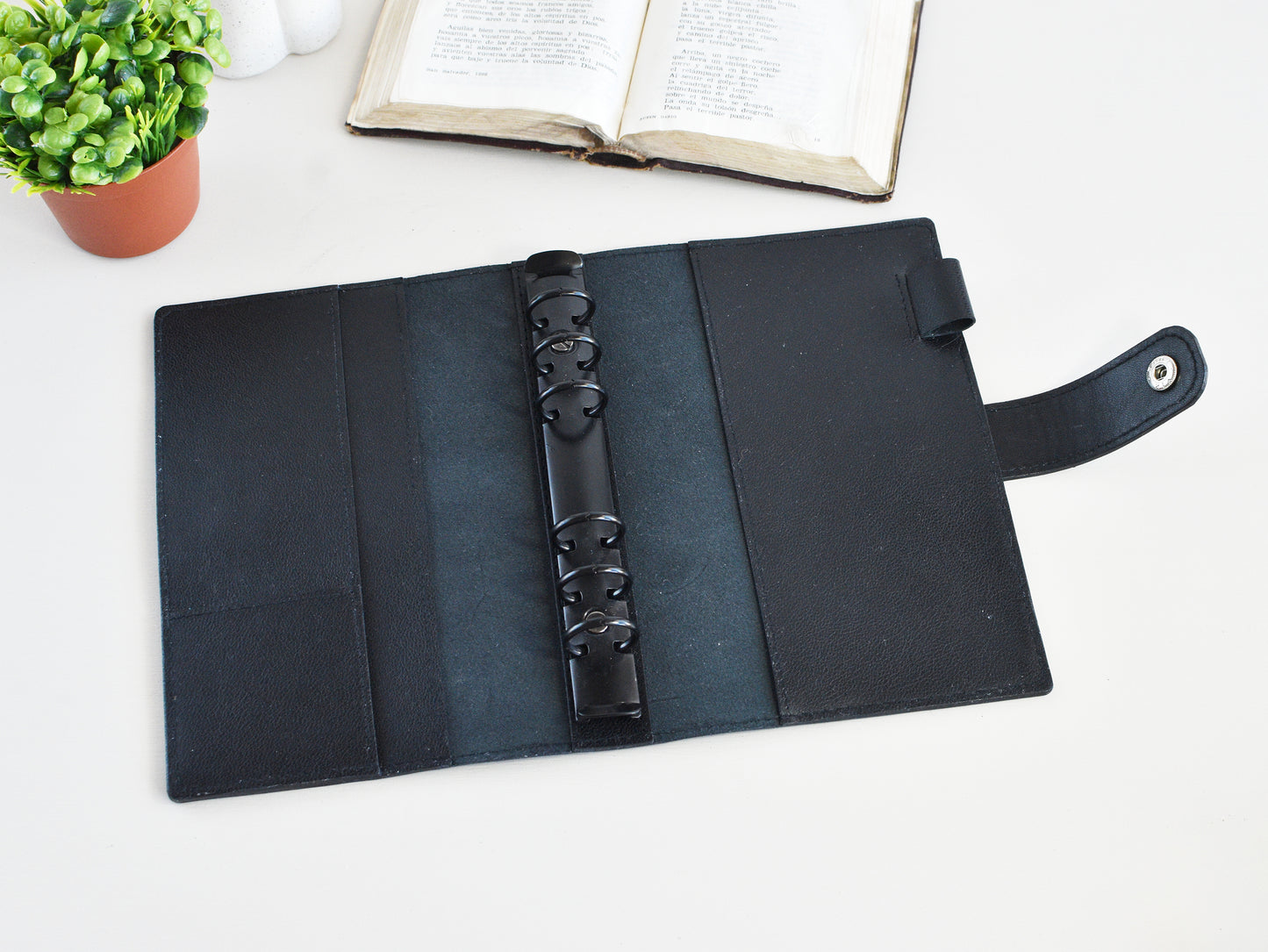 Leather 6-Ring Binder Organizer Cover (Personal size)