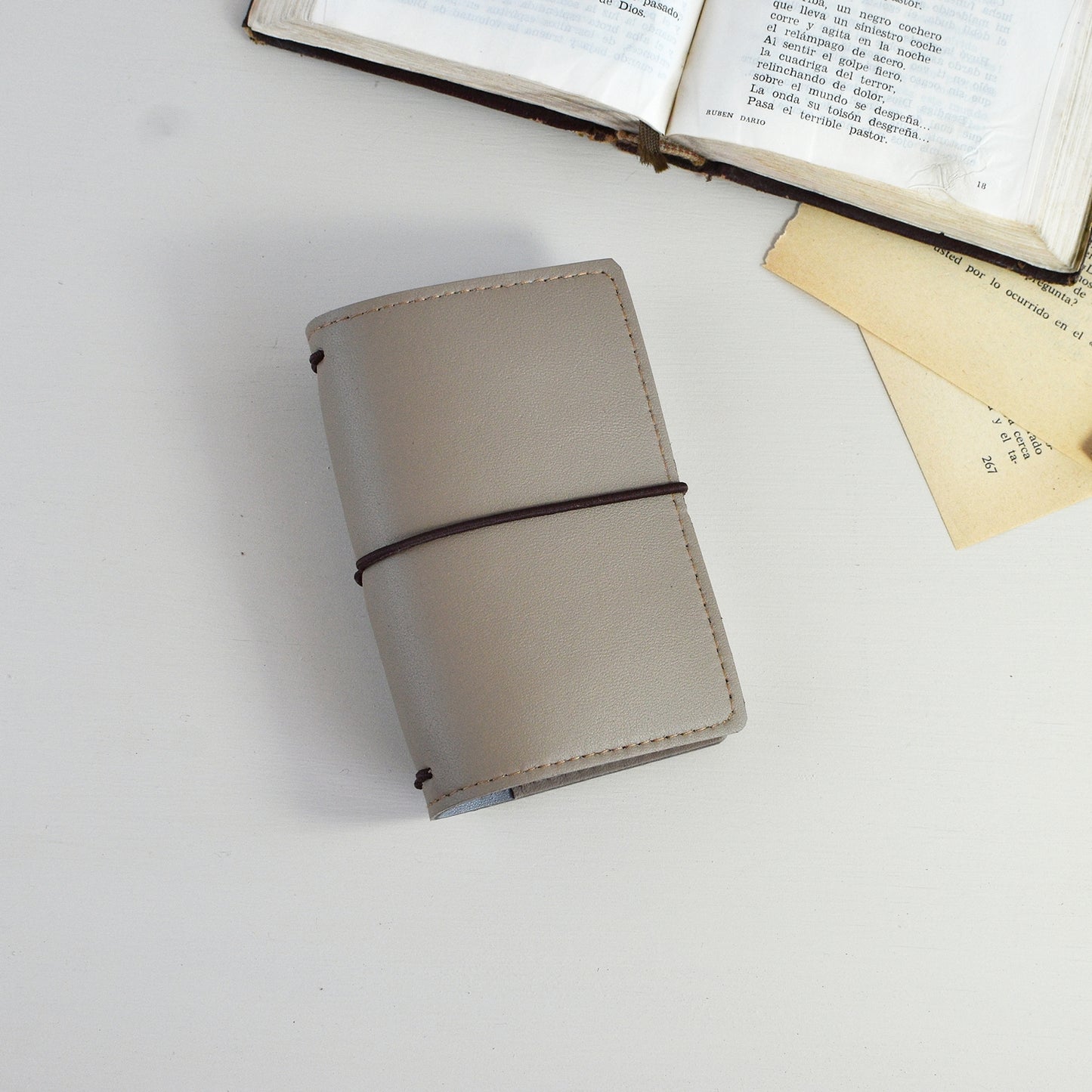 Traveler's Notebook With Inserts, Brown (Card Size)