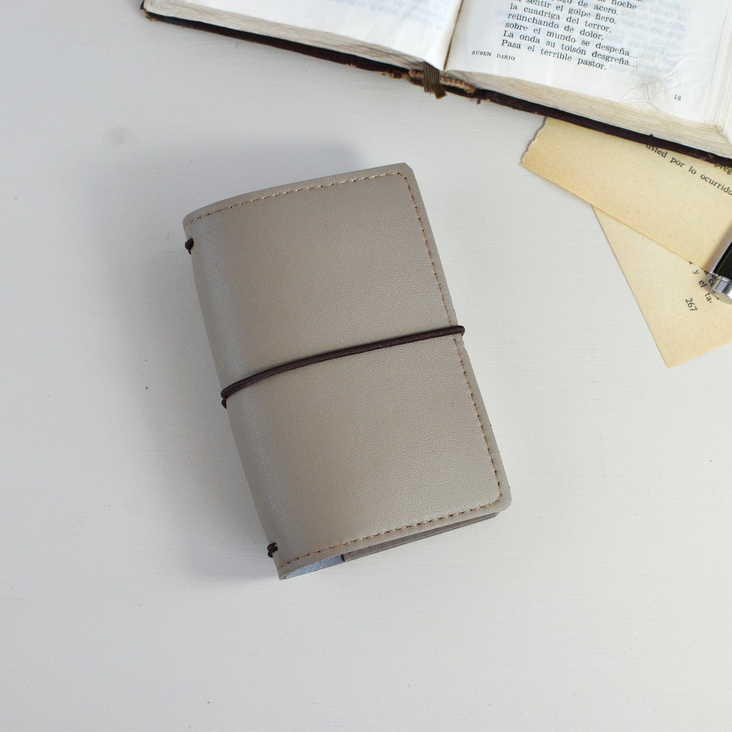 Traveler's Notebook With Inserts, Brown (Card Size)