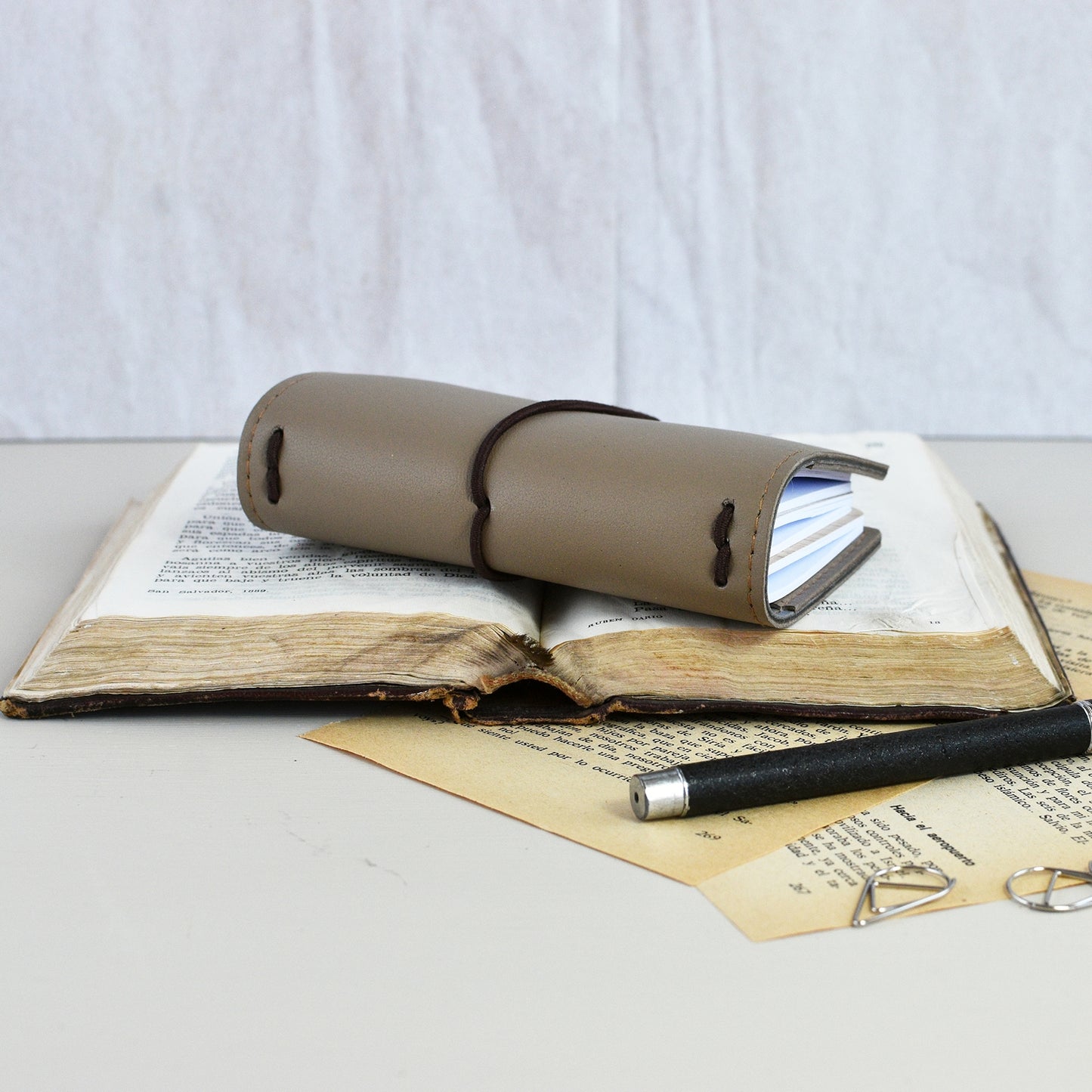 Traveler's Notebook With Inserts, Brown (Card Size)