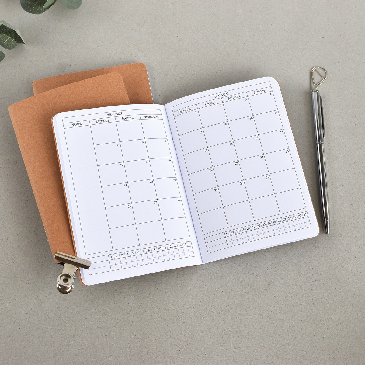 Traveler's Notebook Inserts Monthly and Weekly (A6 Size) / TN-A6-01