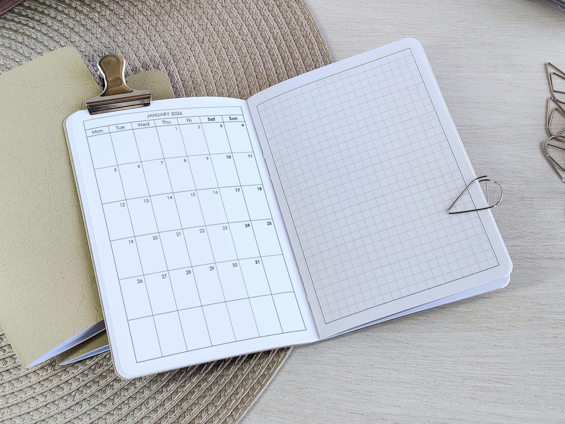 Travelers notebook monthly inserts